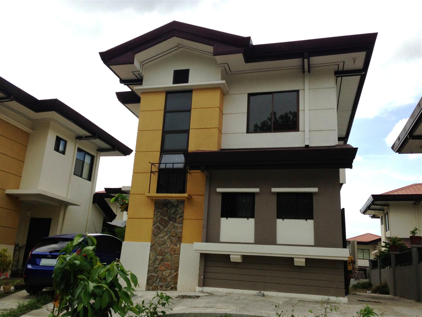 townhouse-with-4-bedrooms-located-in-talisay-city-cebu