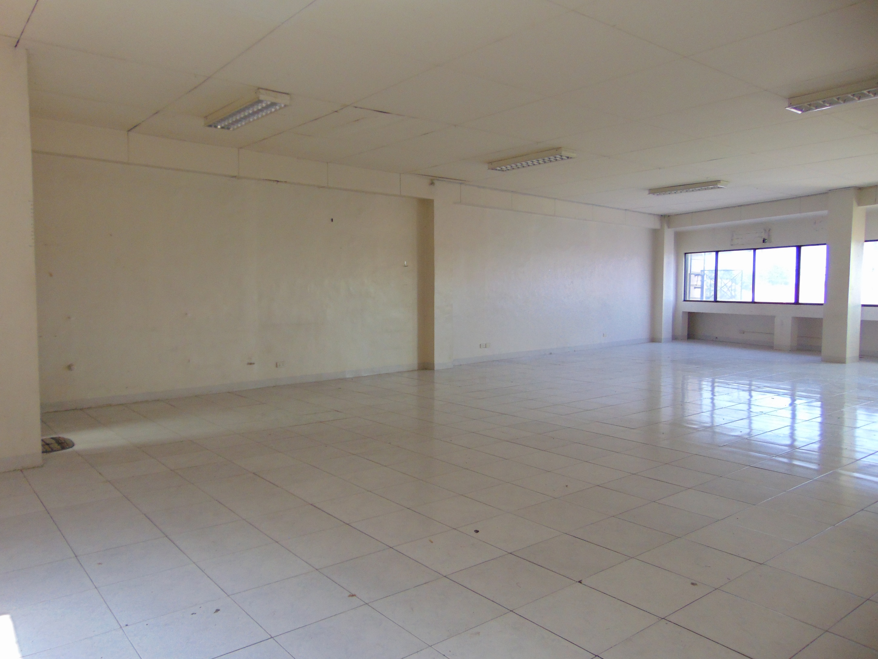 115-square-meters-office-space-located-in-mandaue-city-cebu