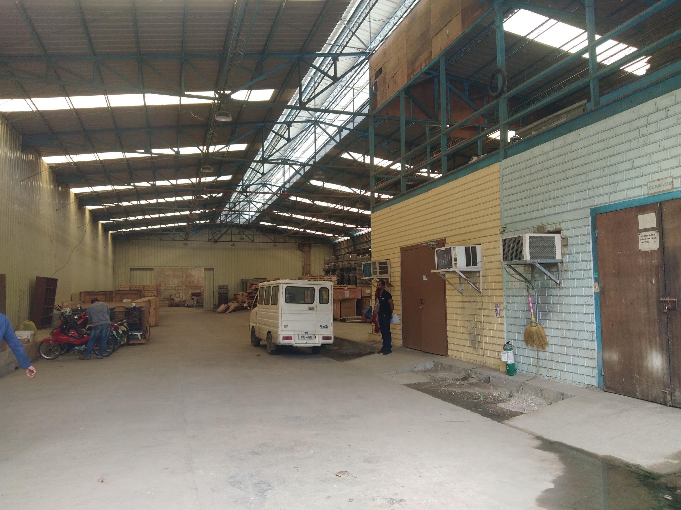 warehouse-in-mandaue-with-3-phase-2500-square-meters