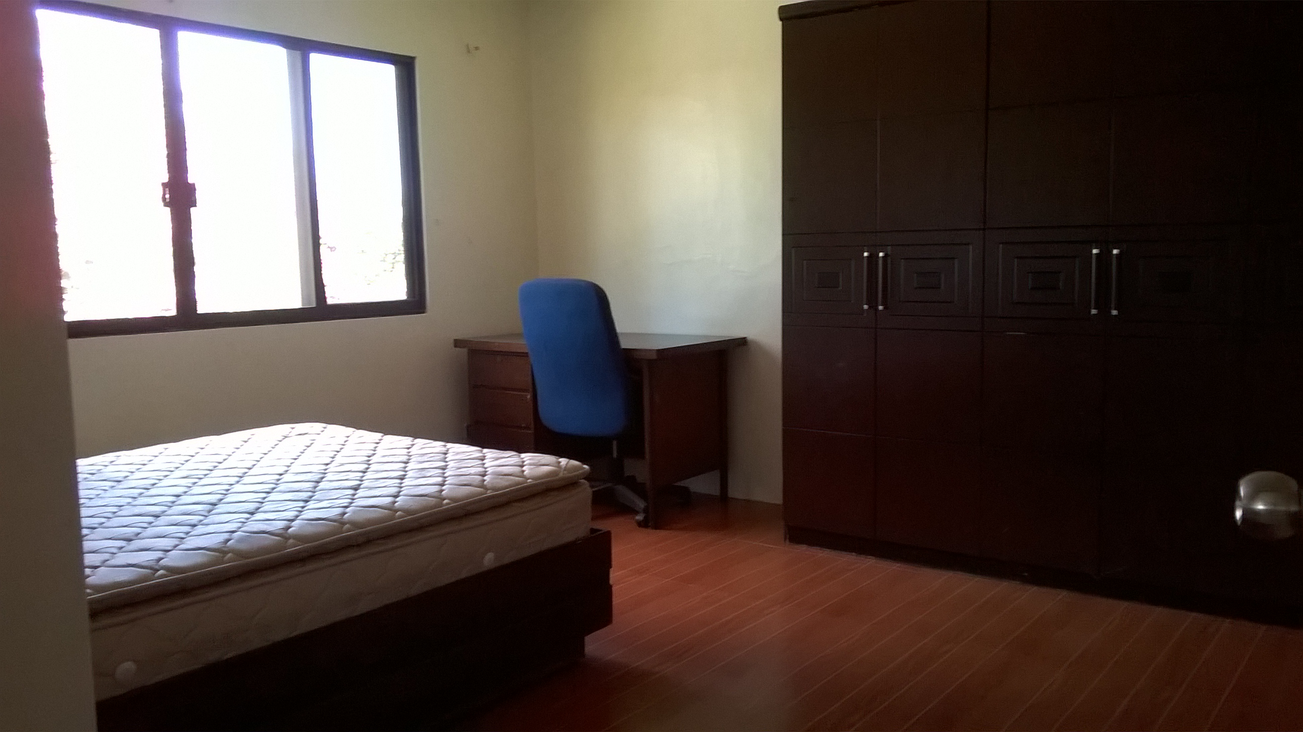 6-bedroom-house-located-in-banilad-cebu-city-furnished