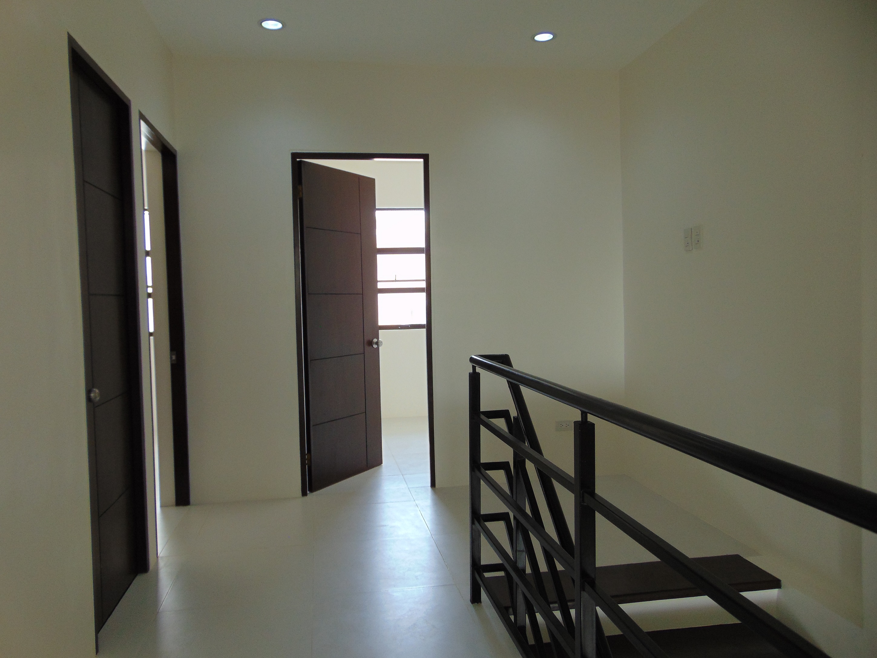 4-bedrooms-townhouse-located-in-lawaan-talisay-city-cebu