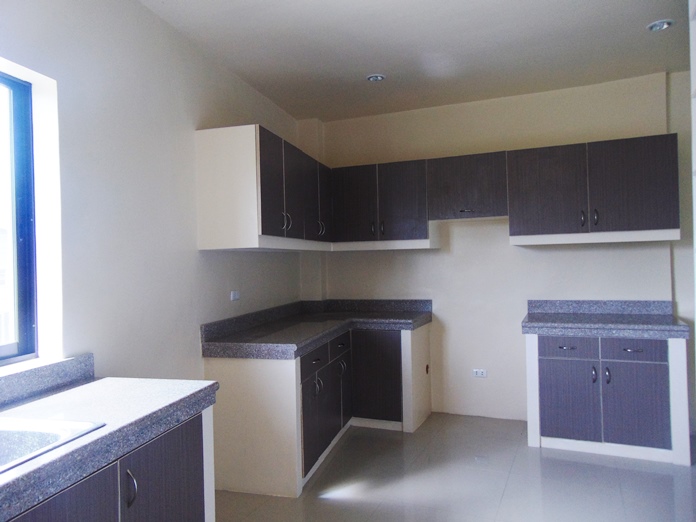 2-bedroom-furnished-apartment-for-rent-in-mandaue-city-cebu