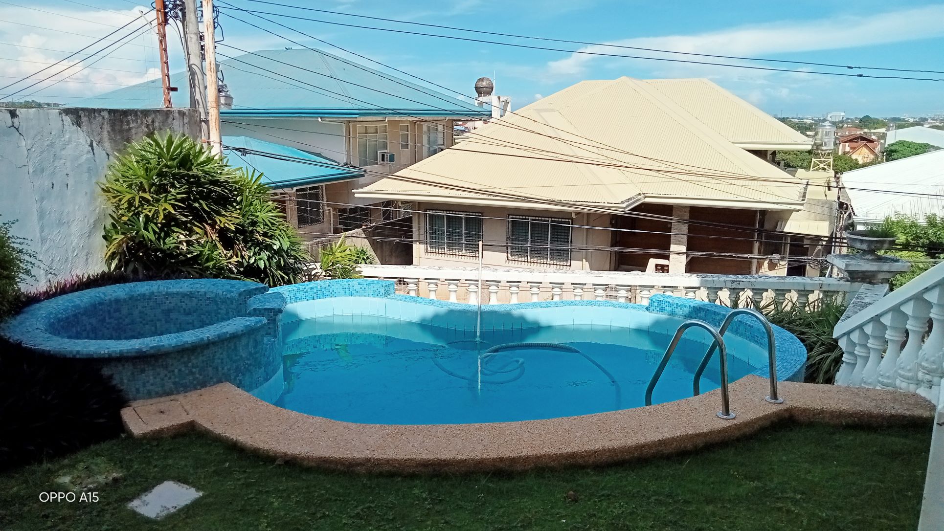 semi-furnished-house-with-swimming-pool-in-banilad-cebu-city