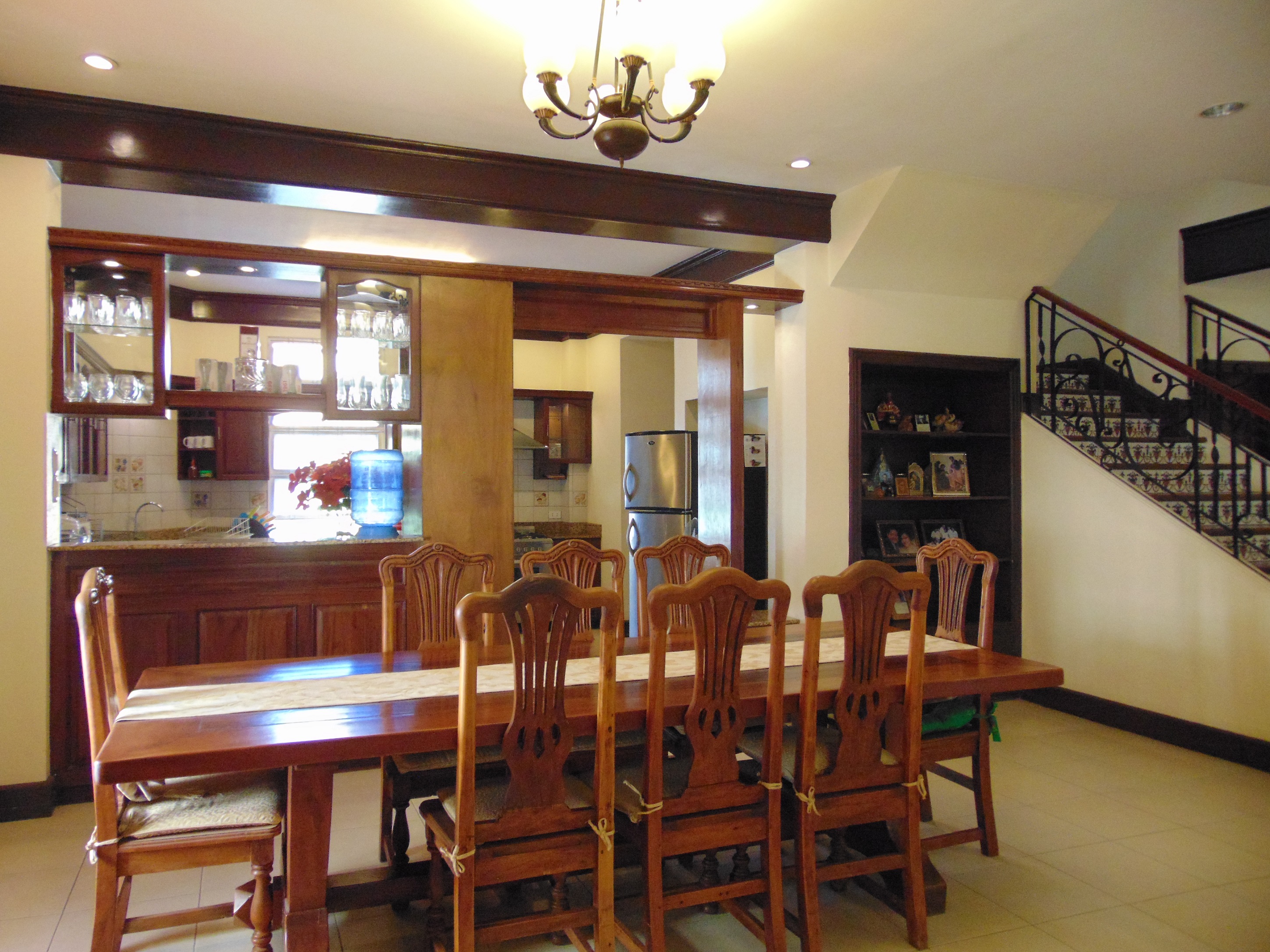 4-bedrooms-house-and-lot-located-in-banawa-cebu-city