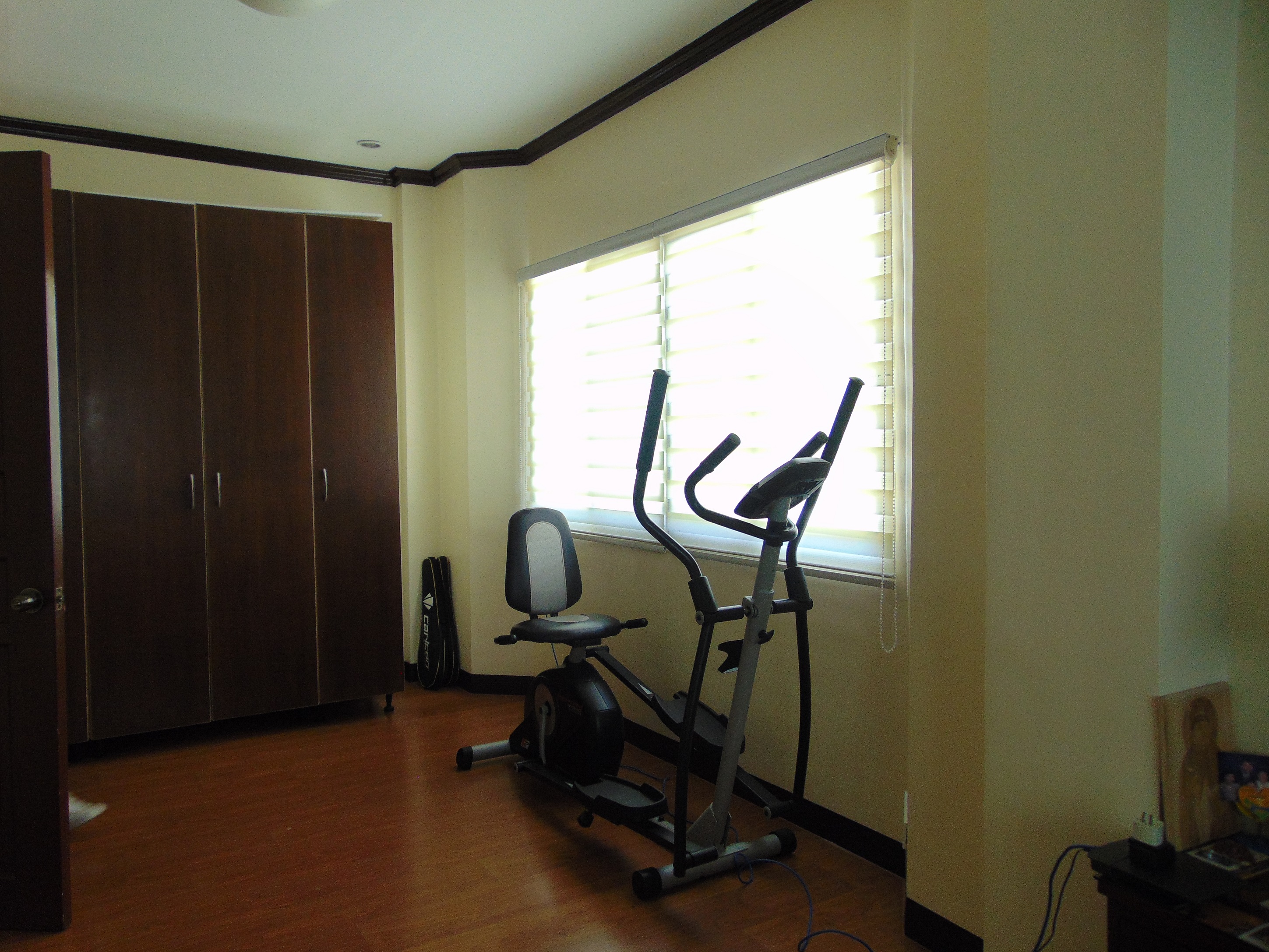4-bedrooms-house-and-lot-located-in-banawa-cebu-city