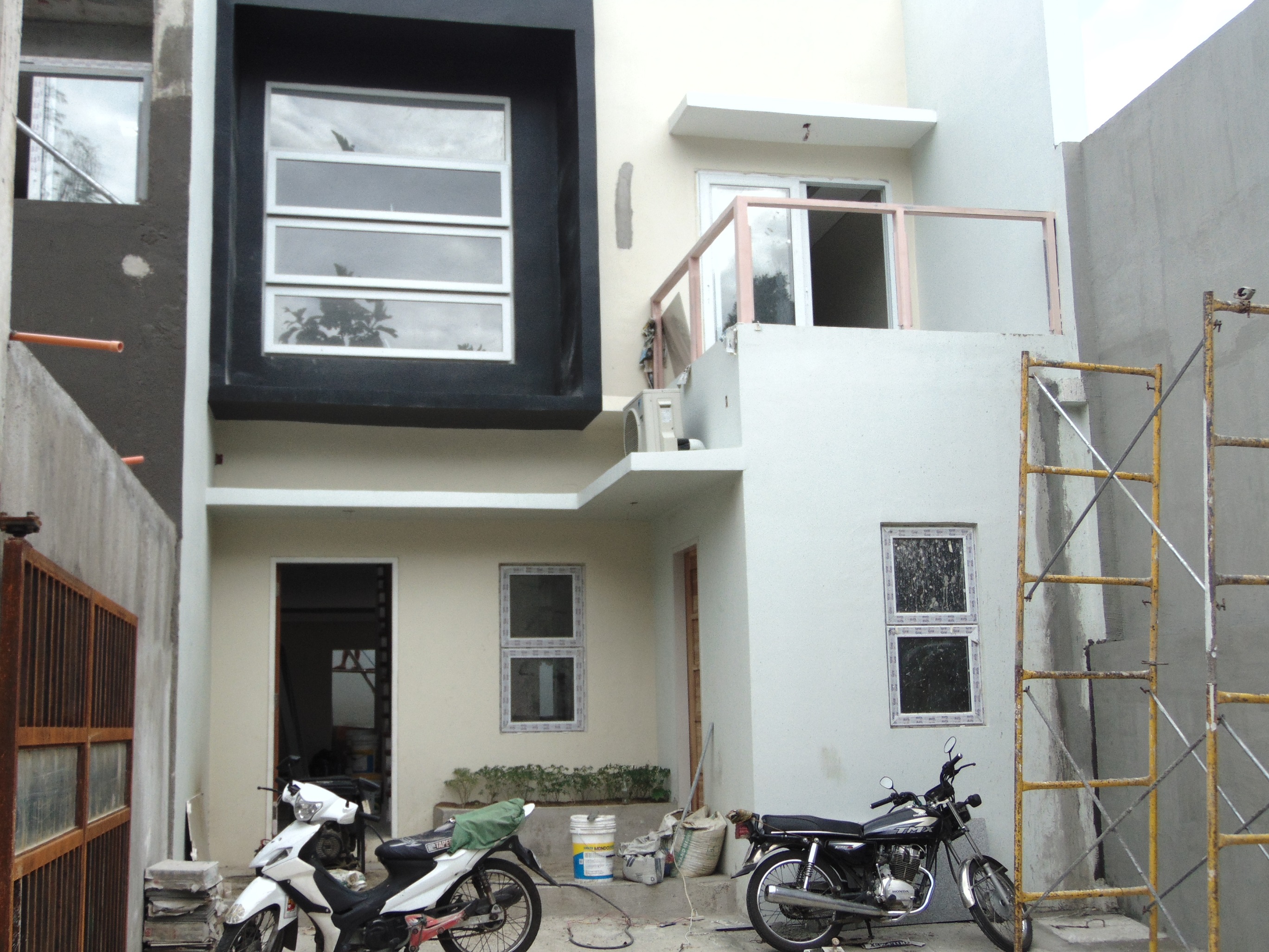 4-bedroom-house-and-lot-in-lahug-cebu-city--brandnew