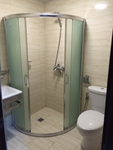 2-bedrooms-furnished-in-avalon-condominium-cebu-business-park-ayala