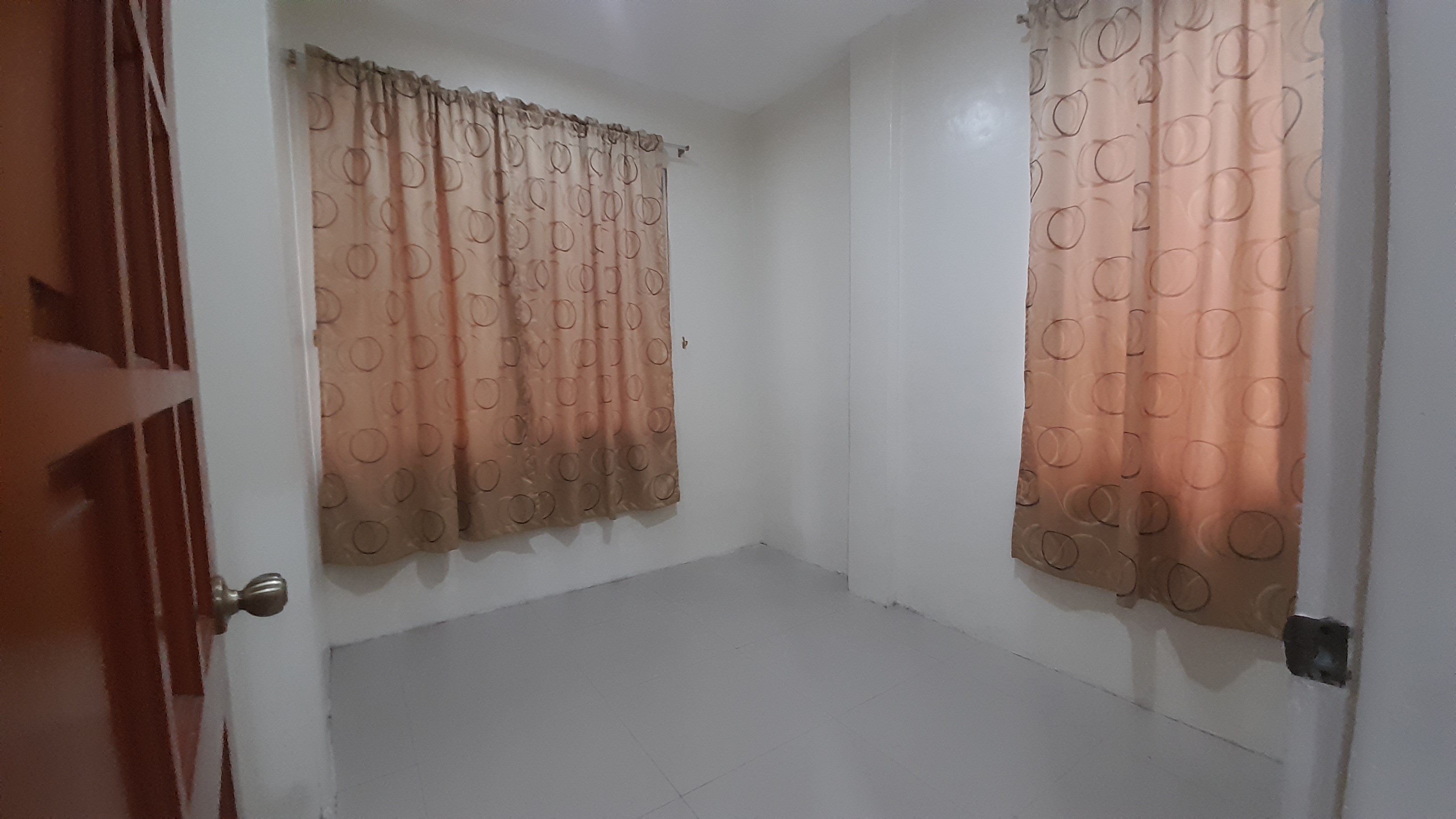 4-bedroom-semi-furnished-bungalow-house-in-banilad-cebu-city