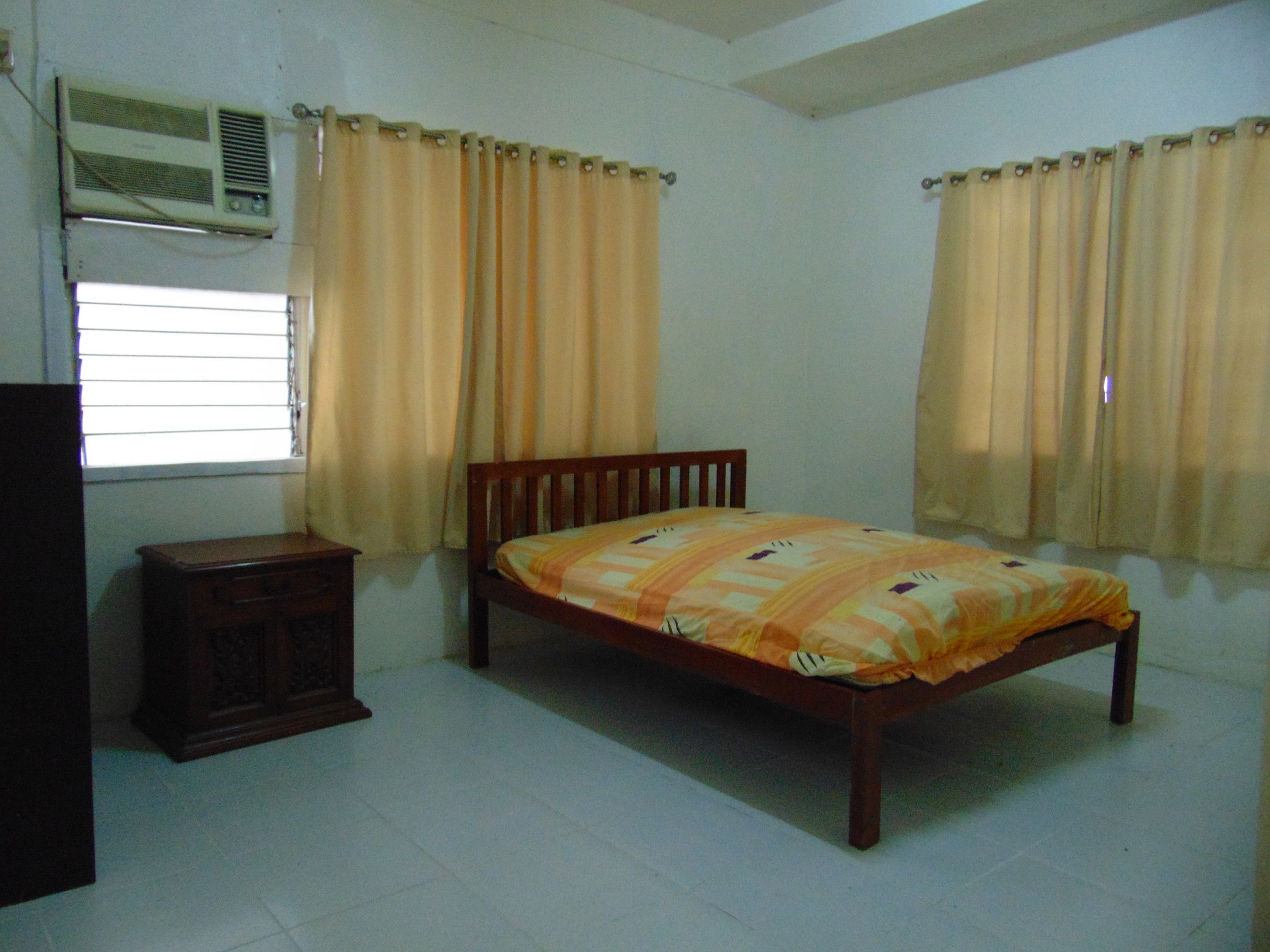 semi-furnished-bungalow-house-in-banilad-cebu-city