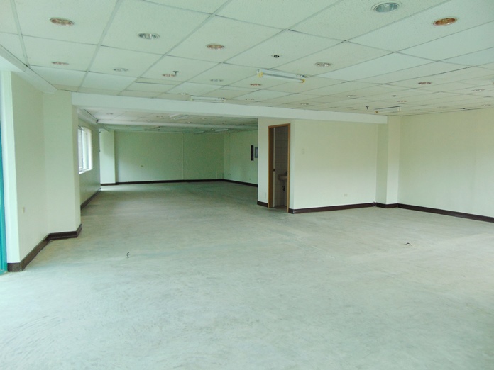 office-space-for-rent-in-banilad-cebu-city-136-square-meters