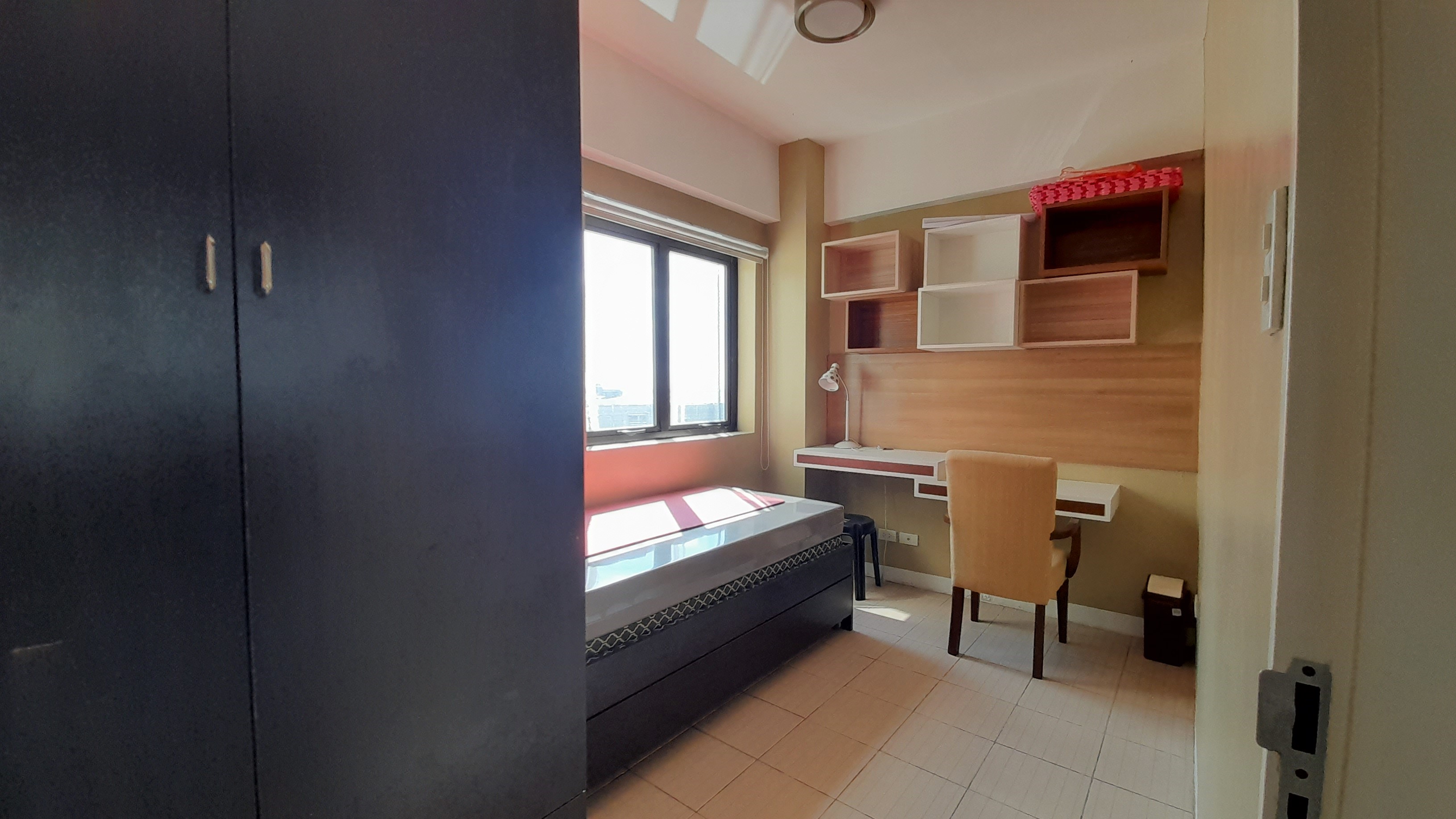 2-bedroom-furnished-condominium-in-mabolo-cebu-city-cebu