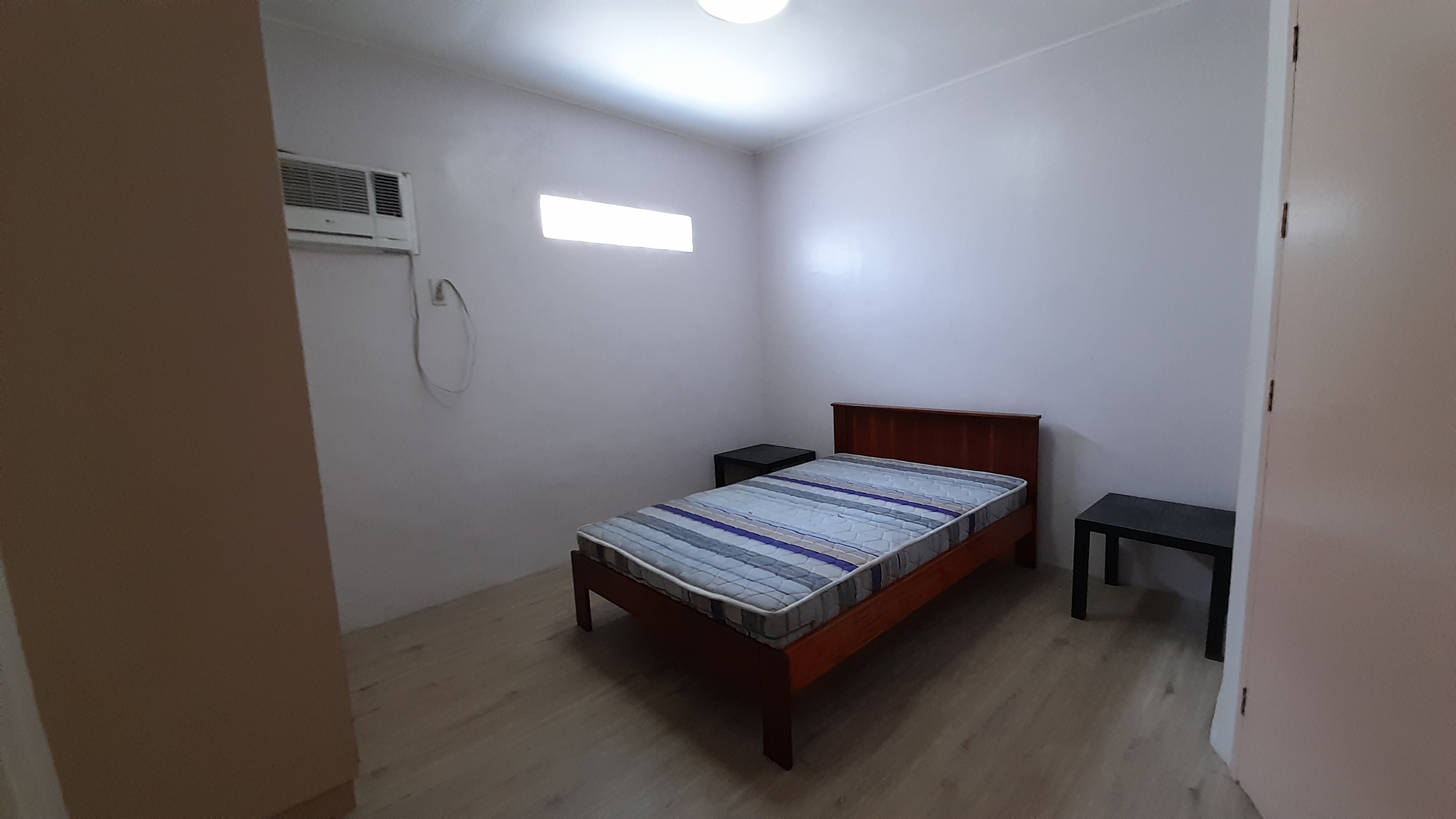 4-bedroom-semi-furnished-apartment-near-chong-hua-hospital-cebu-city