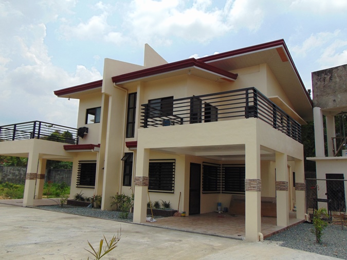 Duplex House 4 Bedrooms located in Talamban, Cebu City