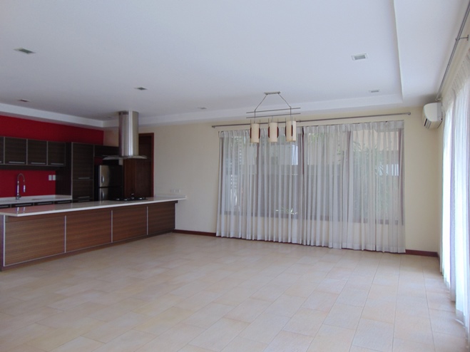 house-3-bedrooms-semi-furnished-for-rent-in-banawa-cebu-city